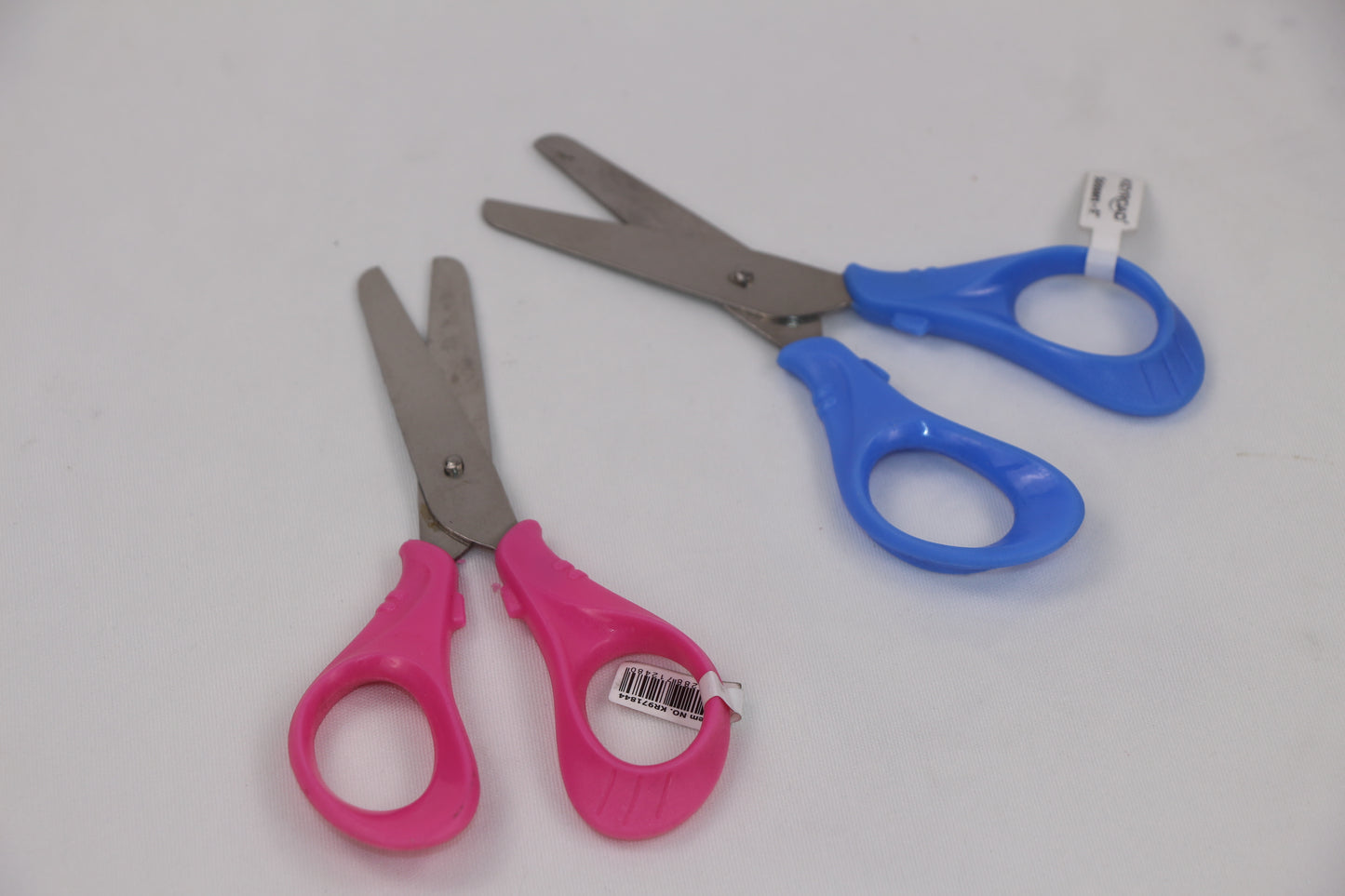 Tijera keyroad rosda y azul y verde